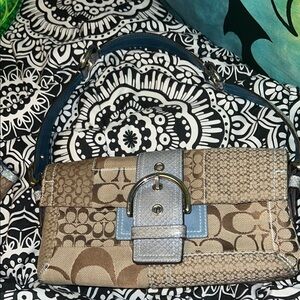 COACH C05Q-3689 SOHO EAST WEST KHAKI PATCHWORK Y2K BAGUETTE SHOULDER HANDBAG